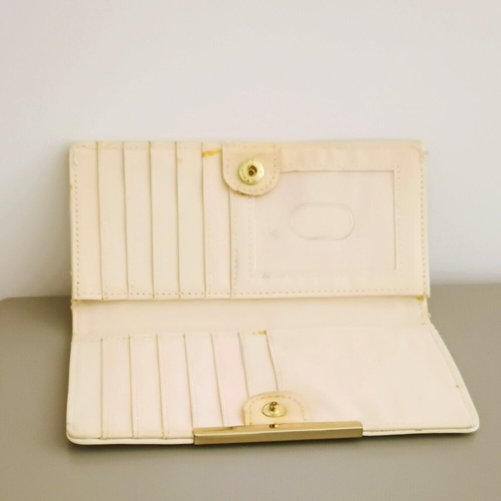 Safe Keepers Ivory Bi-Fold Wallet. Women's Faux Leather Gold Trim